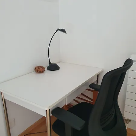 شقة Zentral Gelegene Mit Grossem Garten *