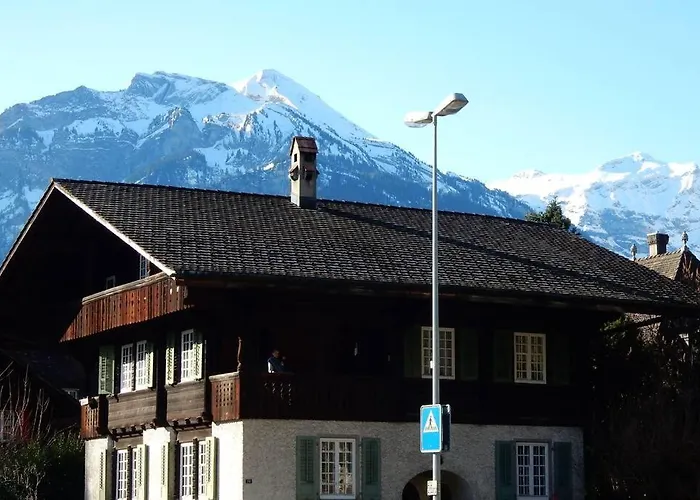 Zentral Gelegene Mit Grossem Garten Apartman