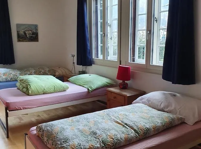 Zentral Gelegene Mit Grossem Garten Apartman *