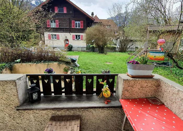Zentral Gelegene Mit Grossem Garten Apartmán