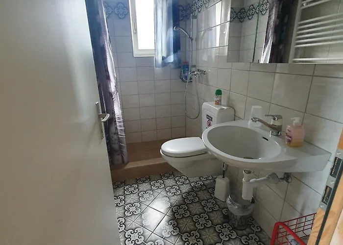 Apartamento Zentral Gelegene Mit Grossem Garten *