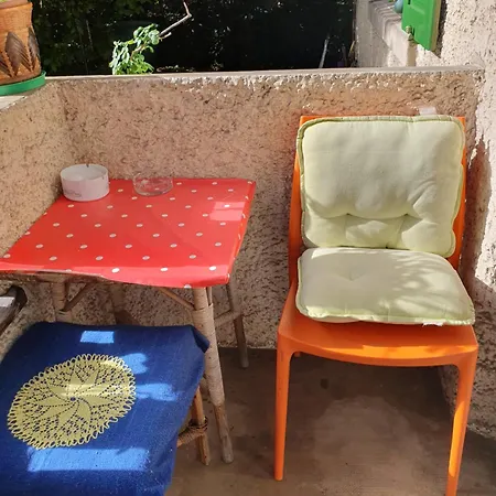 Zentral Gelegene Mit Grossem Garten Апартаменты Интерлакен